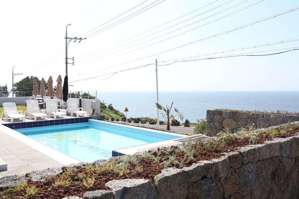 Plumeria Pension 済州市 エクステリア 写真