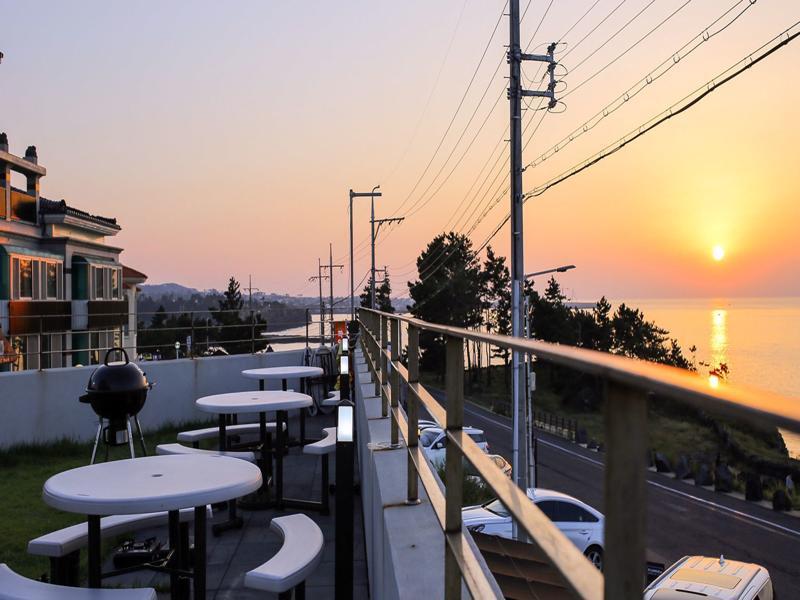 Plumeria Pension 済州市 エクステリア 写真